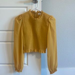 Beautiful Blouse from Aritzia - Never worn! Perfect condition